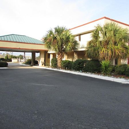 New Valdosta Inn And Suites Eksteriør billede