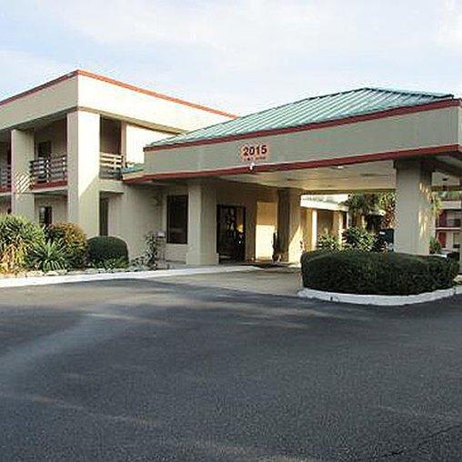 New Valdosta Inn And Suites Eksteriør billede